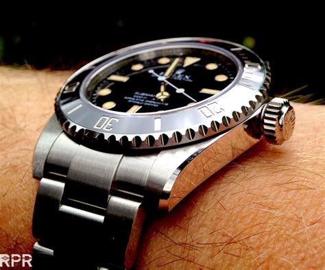 rolex submarinwr crown.jpg